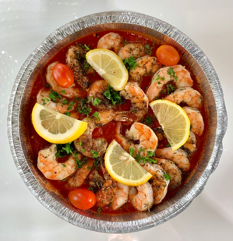 Pan-fried shrimps à la provencales, tomato and basil sauce